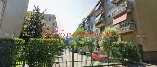 Foto Appartamento in Via Fonzaso, Milano San Siro di 96 m² con 3 locali