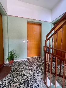 Foto Appartamento in Via Motta, Malnate Centro di 70 m² con 2 locali