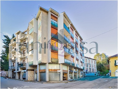 Foto Appartamento in Via Meda, Inverigo Centro di 85 m² con 3 locali