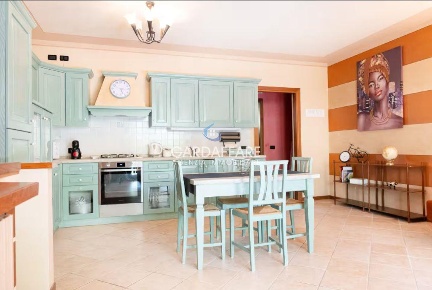 Foto Appartamento a Desenzano del Garda di 110 m² con 3 locali in vendita