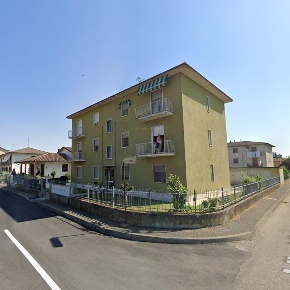 Foto Appartamento a Gerenzago di 87 m² con 3 locali in vendita