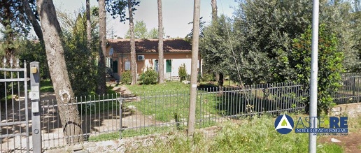 Foto Casa indipendente in Via Montegiove Vecchio, Lanuvio di 160 m²