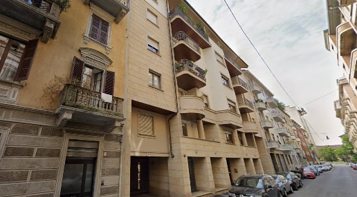 Foto Box in VIa Massena, Torino di 18 m² con 1 locali in vendita