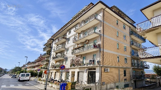 Foto Appartamento in via Bartolomeo Colleoni 50, San Benedetto del Tronto