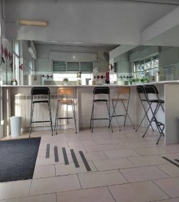 Foto Attività commerciale a Olgiate Olona di 90 m² con 2 locali in vendita