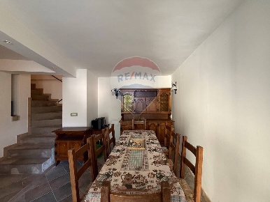 Foto Case semi ndipendenti in LOCALITA' SOSTINO, Foligno di 105 m²