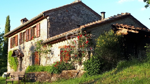 Foto Rustico in località Vallone, Chiusdino di 152 m² con 4 locali