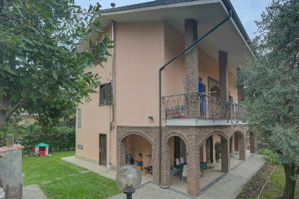 Foto Villa unifamiliare in VIALE DEI TIGLI, Avigliana Villaggio Primavera