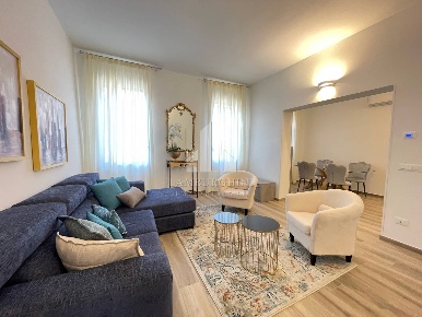 Foto Appartamento in Via Del Pozzo, Ferrara Centro Storico di 90 m²