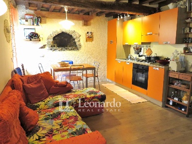 Foto Casa indipendente in Via Verona, Seravezza di 75 m² con 4 locali