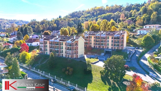 Foto Appartamento in San Giuseppe, Gassino Torinese di 220 m² con 7 locali