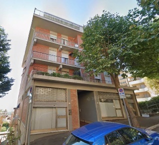 Foto Hotel in Via Emilia, Chianciano Terme Centro di 421 m² con 15 locali
