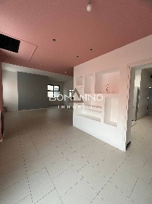 Foto Ufficio in Via Circonvallazione est, Castelfranco Veneto di 165 m²