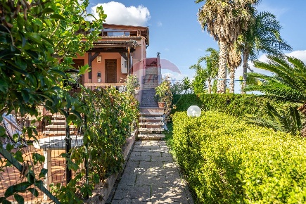 Foto Appartamento in contrada Sant'Onofrio, Trabia di 58 m² con 3 locali