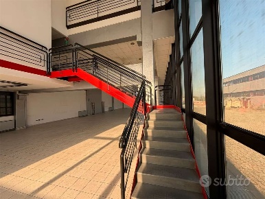 Foto Capannone industriale in via Lincon 1, Reggio nell'Emilia Mancasale