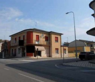 Foto Appartamento in San Vito Martire, Cerea Centro di 251 m² con 8 locali