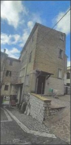 Foto Appartamento in VIA SAN GIOVANNI, Lenola Centro di 64 m² con 4 locali