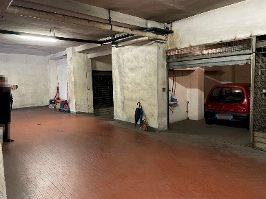 Foto Box in VIA LAME 98, Bologna San Felice di 14 m² con 1 locali