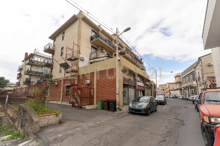 Foto Appartamento in Via Acquedotto Greco 181, Catania di 95 m² in vendita