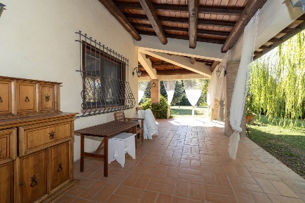 Foto Villa unifamiliare in via santa lucia  6, Poggio Mirteto di 232 m²