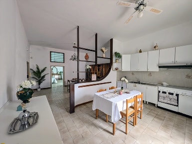 Foto Appartamento in VIA PEDAGGIO SANTA CHIARA, Trani di 80 m² con 2 locali