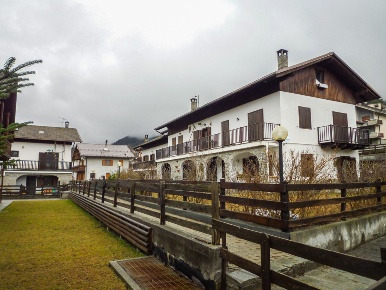 Foto Villa a schiera a Oulx Savoulx di 129 m² con 5 locali in vendita