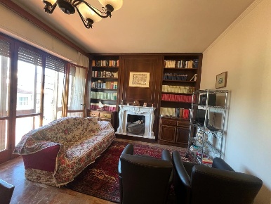 Foto Appartamento a Camaiore Lido di Camaiore di 120 m² con 5 locali