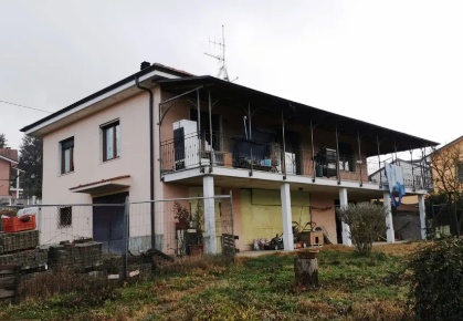 Foto Villa bifamiliare a Rivalba San Rocco di 208 m² con 6 locali
