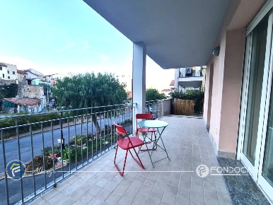 Foto Appartamento in Via Cavalier F. Perseghini, Albenga di 79 m²
