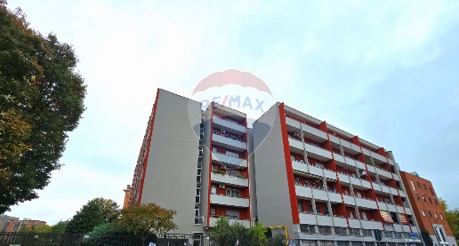 Foto Appartamento in Via Simone Martini, Milano Famagosta di 52 m²