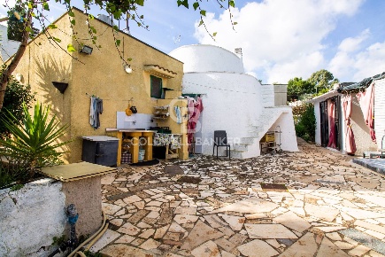 Foto Baita in Contrada Salinola, Ostuni di 85 m² con 3 locali in vendita