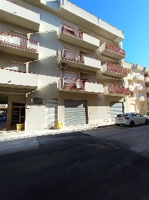 Foto Locale commerciale in via san francesco d'assisi, Paceco Centro