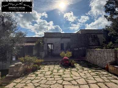 Foto Villa unifamiliare a Ostuni di 126 m² con 4 locali in vendita