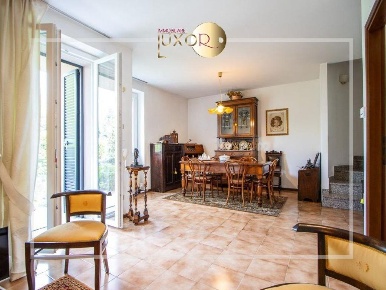Foto Villa a schiera in via Carlo Porta, Barzago Centro di 144 m²