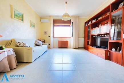 Foto Appartamento in Via Dante Alighieri  105, Taranto Tre Carrare