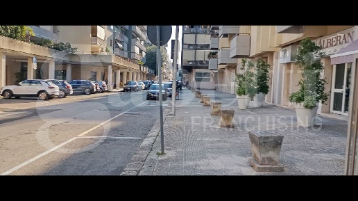 Foto Box in Via Parini 65, Lecce Ariosto di 30 m² in vendita