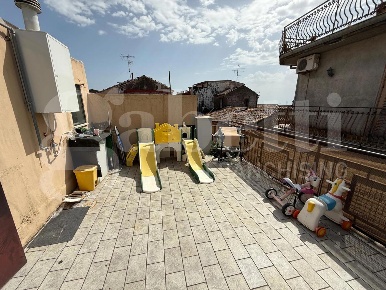 Foto Appartamento in La Rosa, Pedara Centro di 75 m² con 3 locali