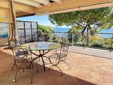 Foto Appartamento in Viale UnitÃ  d'Italia snc, Formia Centro di 206 m²