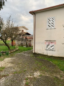 Foto Villa bifamiliare in Via Collecedro snc, Cervaro di 120 m² in vendita