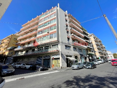 Foto Appartamento in Via Antonino Longo 50, Catania Borgo di 169 m²