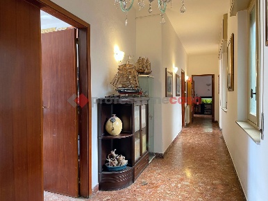 Foto Appartamento in Via Antonino Longo 50, Catania Borgo di 169 m²