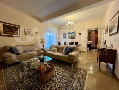 Foto Appartamento in Via Del Tempio 34, Piacenza Centro Storico di 195 m²