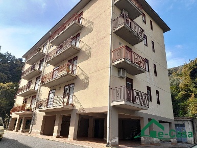 Foto Appartamento in VIA GIOVANNI MANGANARO, Messina Giampilieri di 115 m²