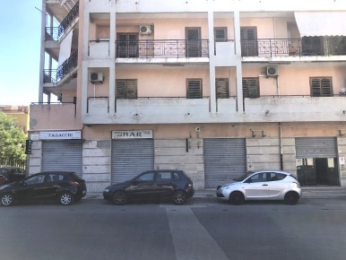 Foto Negozio in Via Andrea Palma 40, Siracusa Tica - Zecchino di 239 m²
