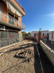 Foto Appartamento in Via Giovanni Battista Bastianelli 107, Roma di 124 m²