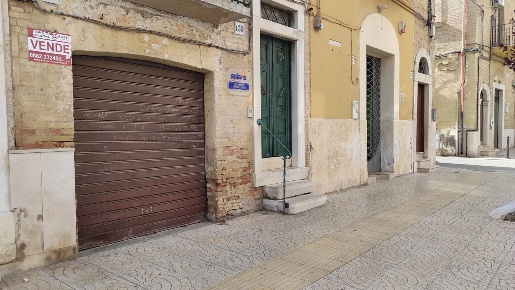 Foto Box in MINUZIANO, San Severo di 235 m² con 3 locali in vendita