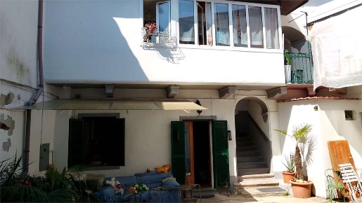 Foto Appartamento in via delle orfanelle, Verbania Pallanza Centro di 70 m²
