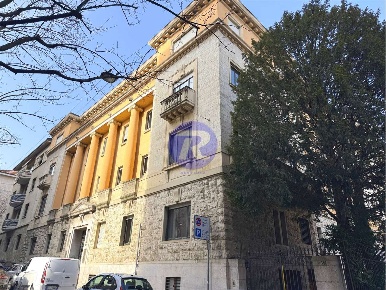 Foto Appartamento in via antonio locatelli 23, Bergamo Centro di 178 m²