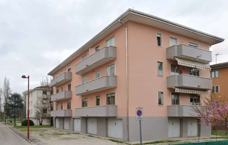Foto Appartamento in Via Bragni, Cadoneghe Mejaniga di 128 m² con 6 locali
