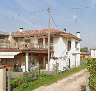 Foto Case indipendenti in Via Ponte, Malo Centro di 111 m² con 6 locali